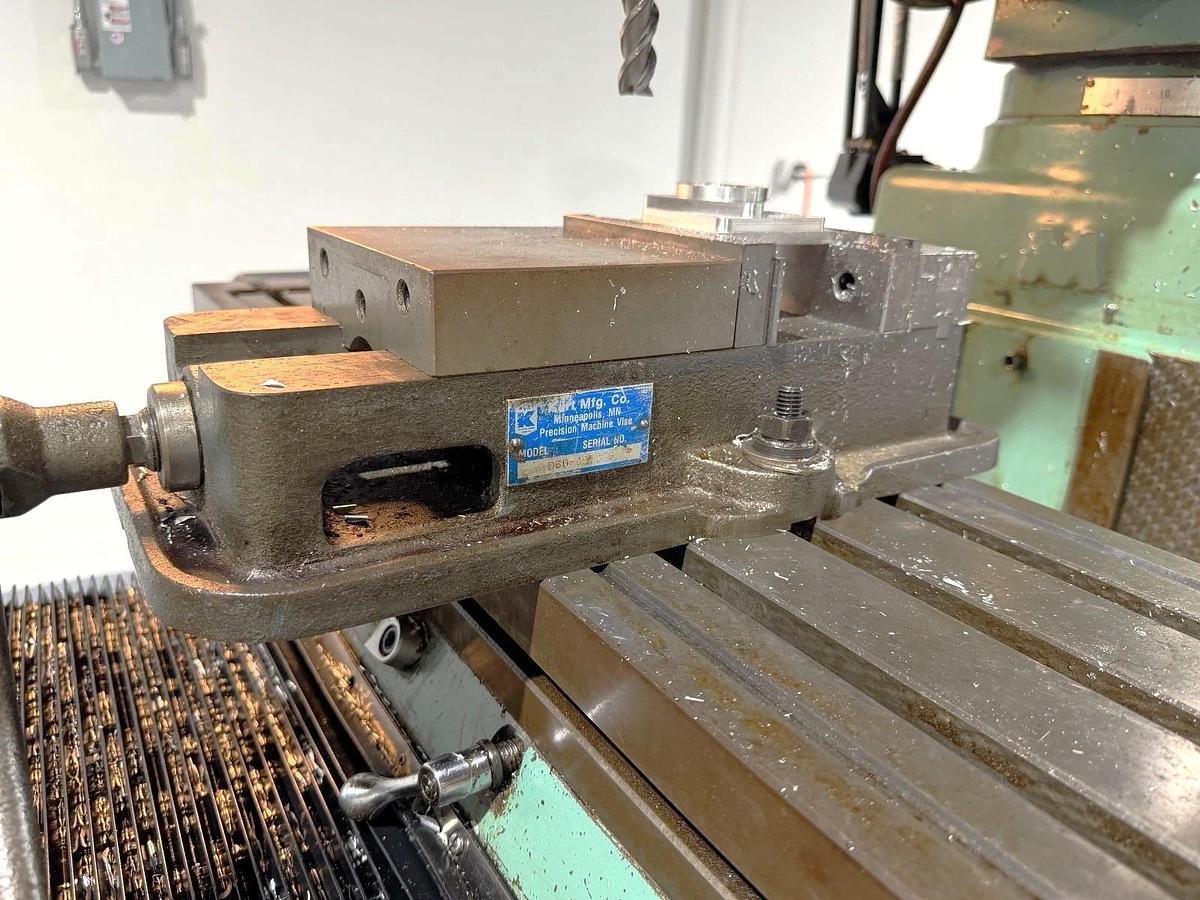 Used 2003 Southwestern Industries Trak K3 3-Axis CNC Mill with Upgraded Prototrak SM Series Control in 2017, R8 Spindle, 6" Kurt Vise, Collets, Conversation Programming