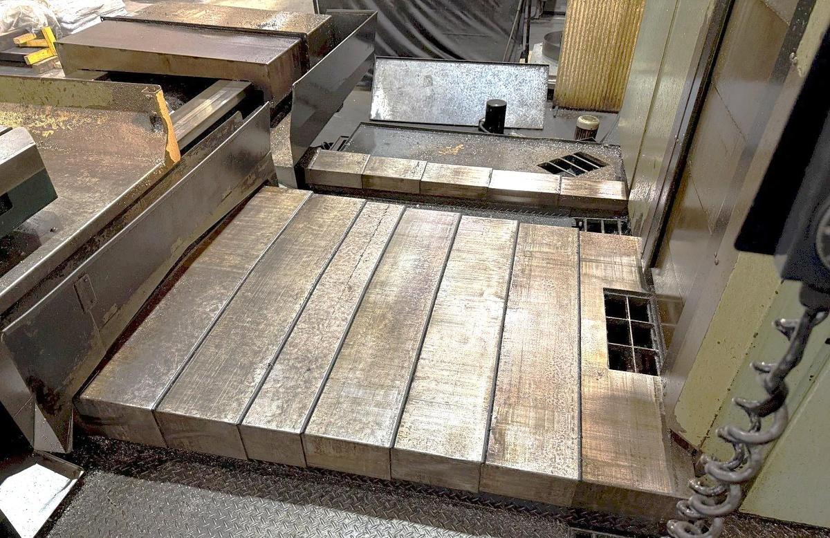 Used 1999 Kuraki KBT-11WA CNC Table Type Horizontal Boring Mill with Full 4th Axis Table, 40 Station ATC, Fanuc 16M, 63"x55" Table, Conveyor