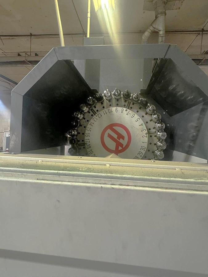 Used 2022 Haas VF4 with Probing, 30 Station Sidemount ATC, HSM, Hi Press Coolant, Pcool, 8100 RPM, Vices, Tool Holders Included