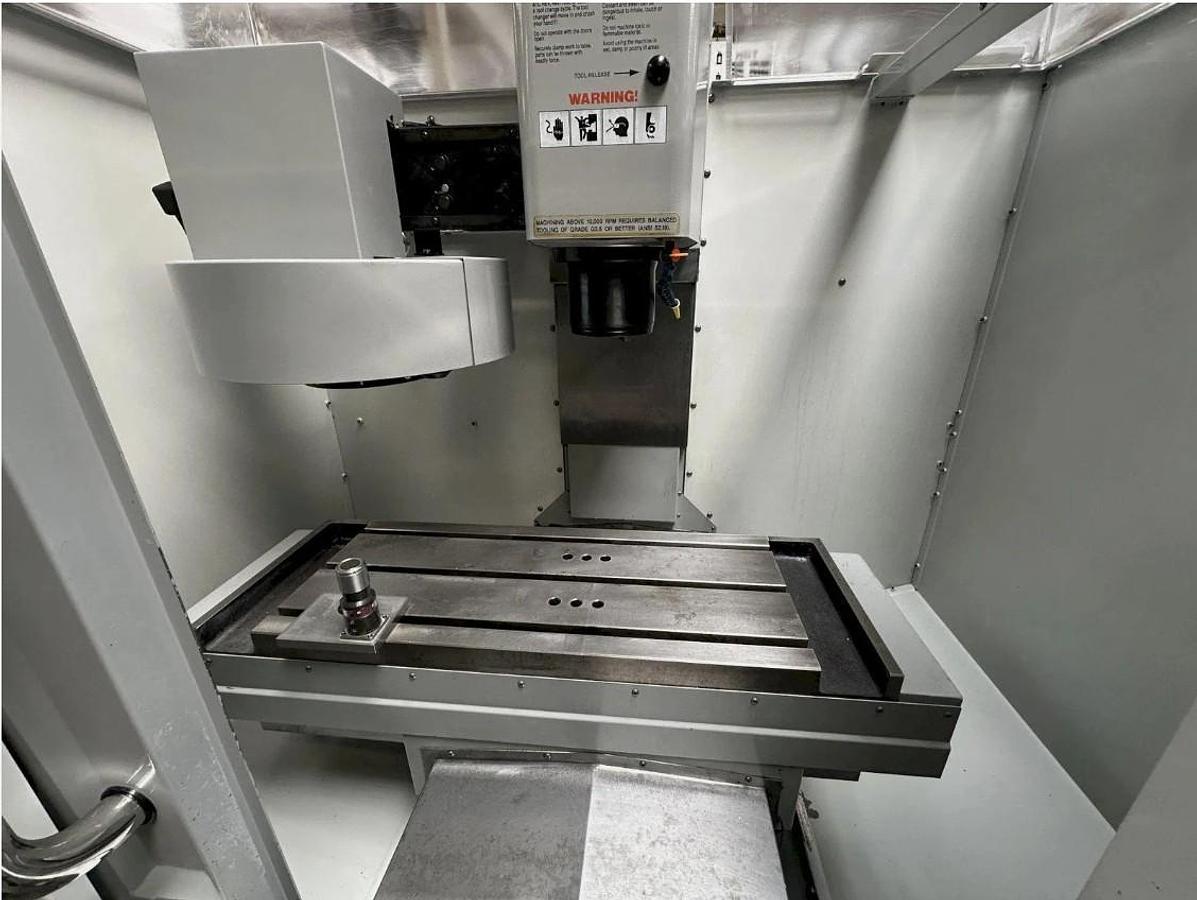 Used 2008 Haas Super Mini Mill with 10k RPM, Tool Probe, Chip Auger, USB Port, Coolant Pump, 10 ATC, 208/230V Three Phase Pwr
