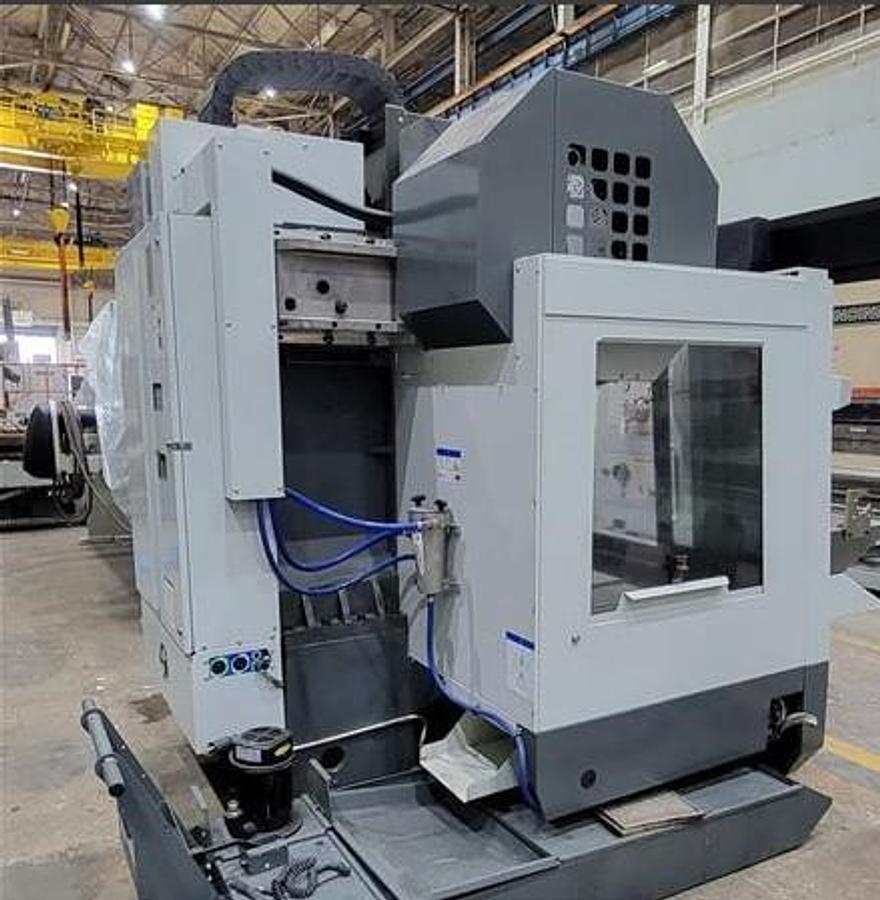 Used 2018 Haas VF2SS with Haas Probing, 30 Station ATC, Chip Auger, PCool, ONLY 1062 Cutting Hours