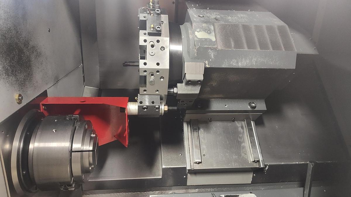 Used 2015 Haas ST-30 Chucker with Haas Servo Bar 300 Barfeed, Chip Conveyor, Parts Catcher, 10" Chuck, 3" Bar Capacity