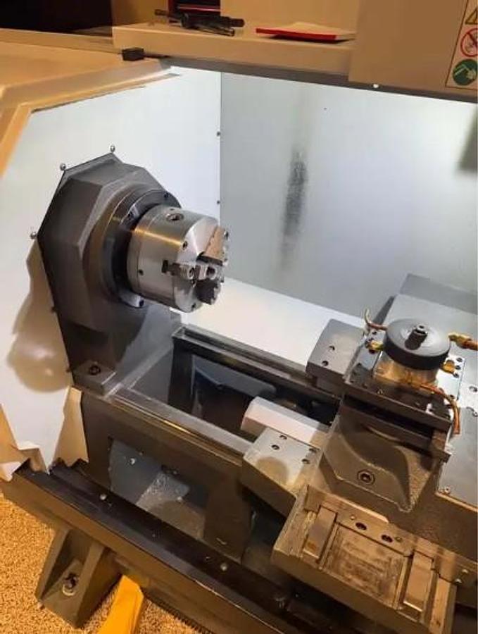 Used 2018 Haas TL-1 with 8" Chuck, 4,000 RPM, 4 Station Indexable Turret, Tailstock, Coolant System, Remote Jog Handle