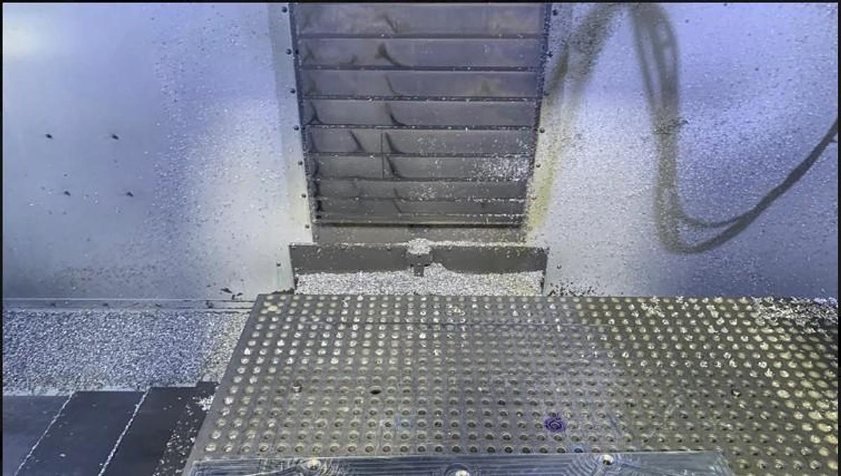 Used 2015 Haas VF5B/40 with Haas HRT210 4th Axis Rotary Table, Geared Head, High Spd Machining, 40 Station Side Mount ATC