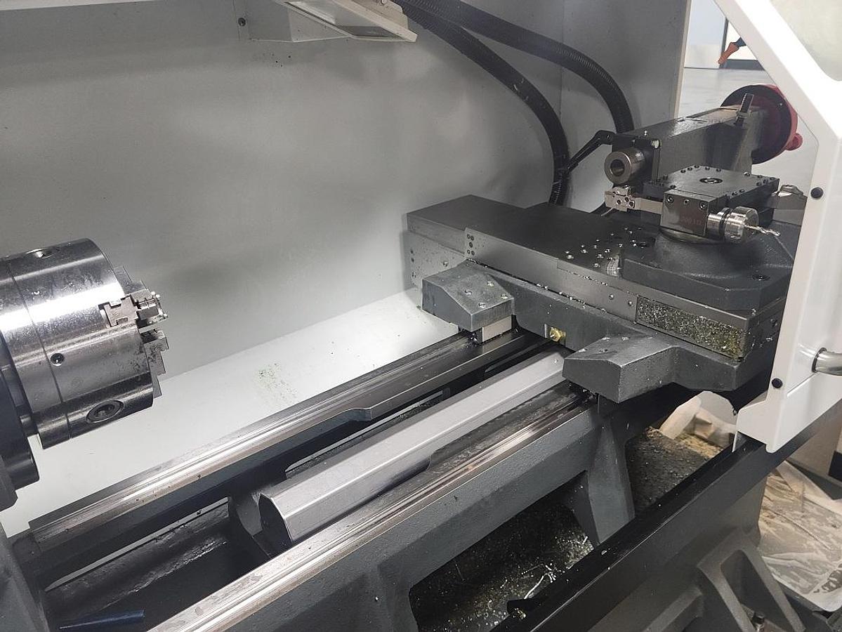 Used 2017 Haas TL-1 with 4 Station Turret, Tailstock, 8" Chuck, Coolant Tank/Pump, Low Hours !!