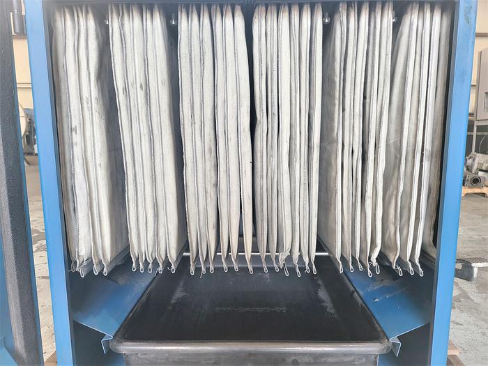 Used 2006 Donaldson Torit Model 80 CAB Cabinet Dust Collector