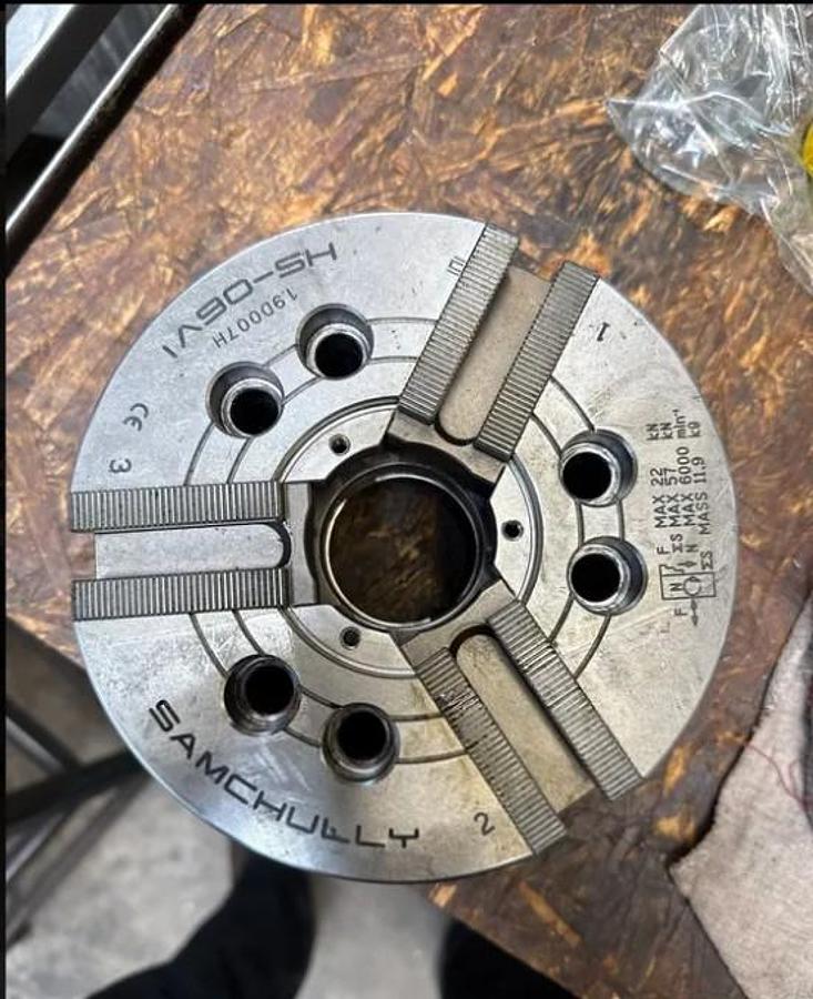 Used 2019 Haas ST-10 with Tailstock, Toolsetter, Chip Conveyor, Royal Collet Chuck, 6" 3 Jaw Chuck, Parts Catcher, ONLY 961 Hours