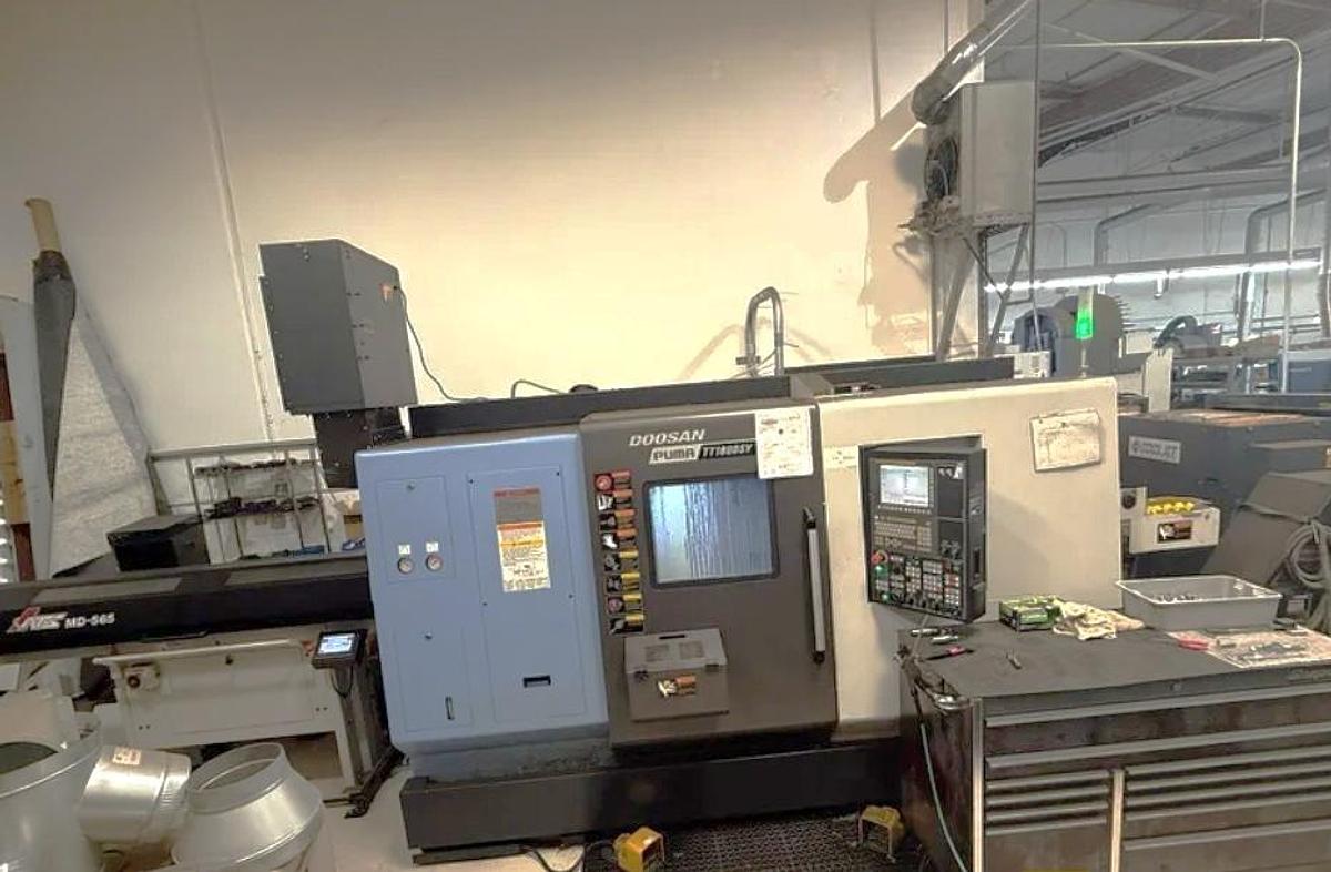 Used 2016 Doosan Puma TT1800SY with Twin Spindle/Twin Turret, Y Axis Mill Turn Lathe, ATS MD-565 Barfeed, Chip Conv., Parts Catcher