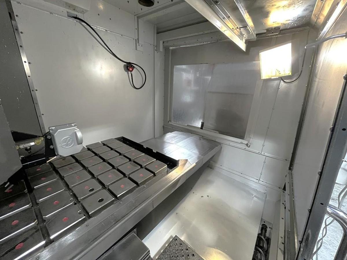 Used 2012 Haas VM-6 with Haas Probing, Coolant Through the Spindle, 4th Axis Drive, Auger, 40 Station ATC, HSM, Boom Crane