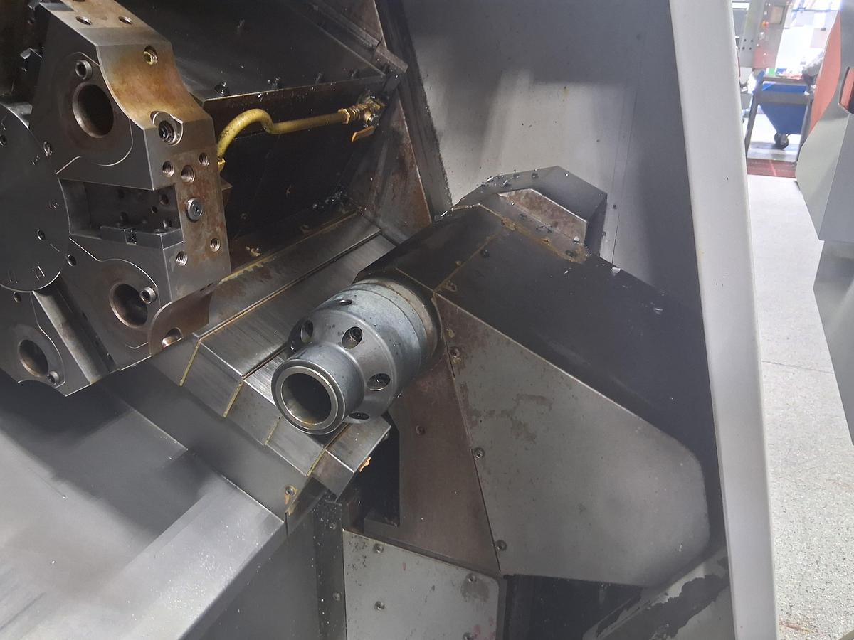 Used 2007 Haas TL-15B with Milling & Subspindle