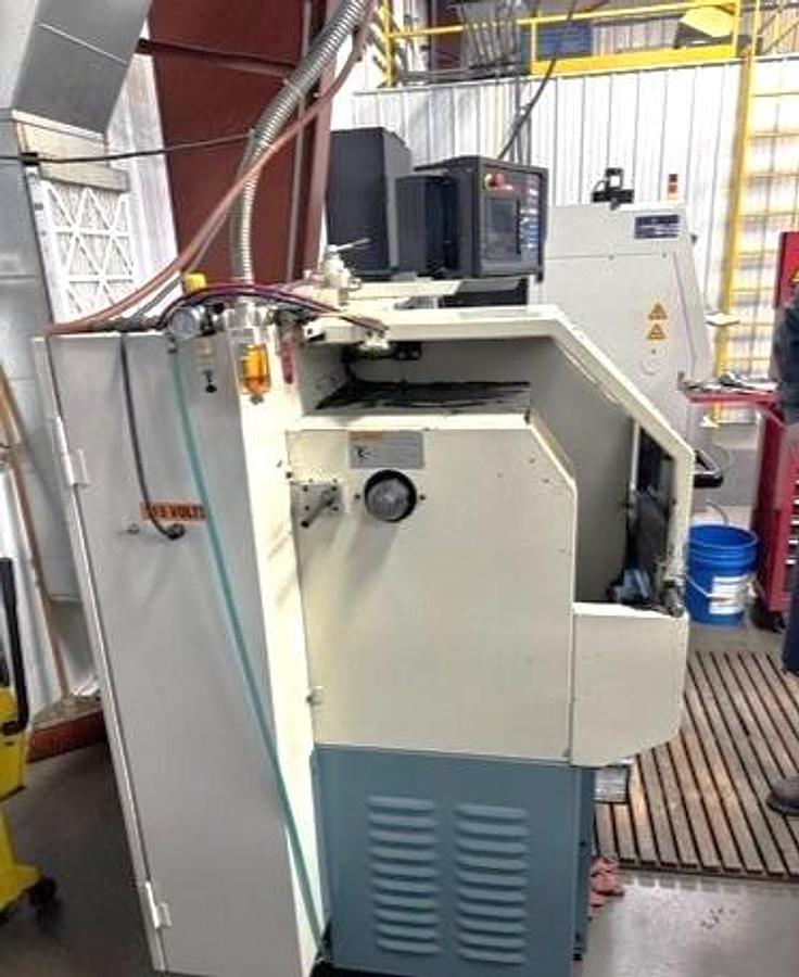 Used 2014 Southwestern Industries Trak TRL 1630SX with Prototrak SLX Control, Tailstock, Toolpost, 8" 3 Jaw Chuck, Coolant System