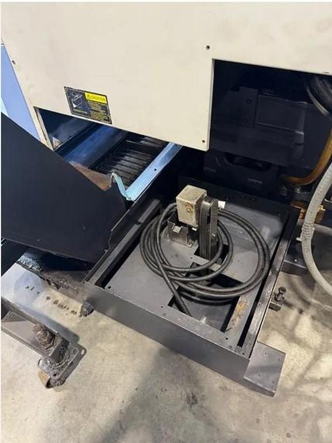 Used 2007 Doosan Puma 240MB with Full C Axis Spindle, Milling/Drilling Capability, Chip Conveyor, Parts Catcher, 8" Chuck, 2.55" Bar Cap.