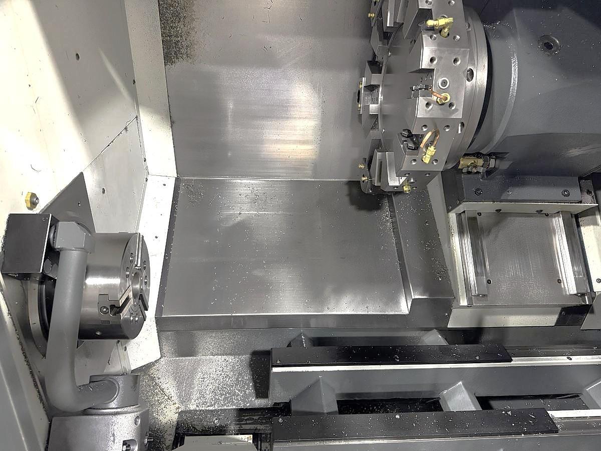 Used 2018 Haas ST-20 Chucker, 8" Chuck, Tool Presetter, Parts Catcher, Chip Conveyor, Bolt on Turret