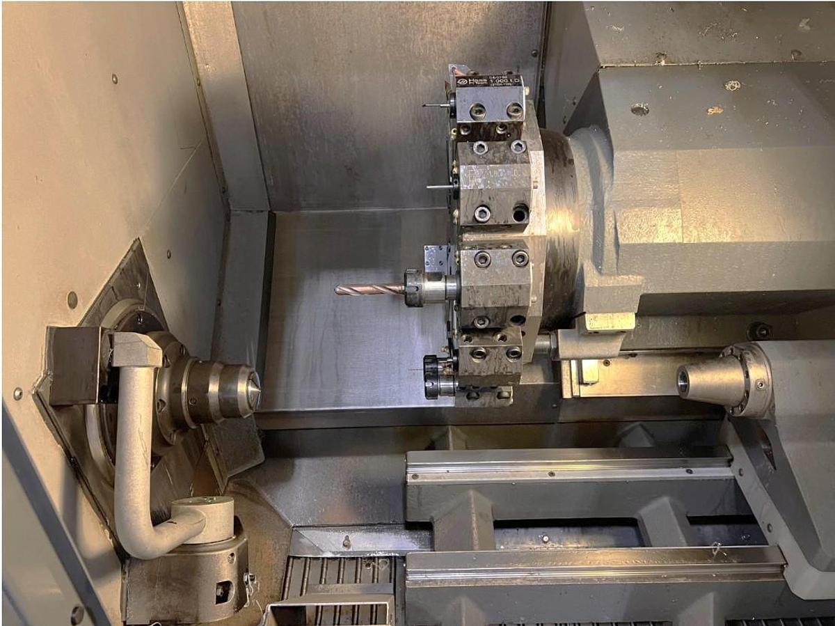 Used 2013 Haas ST-20 with Tailstock, Chip Conveyor, Tool Presetter, Parts Catcher