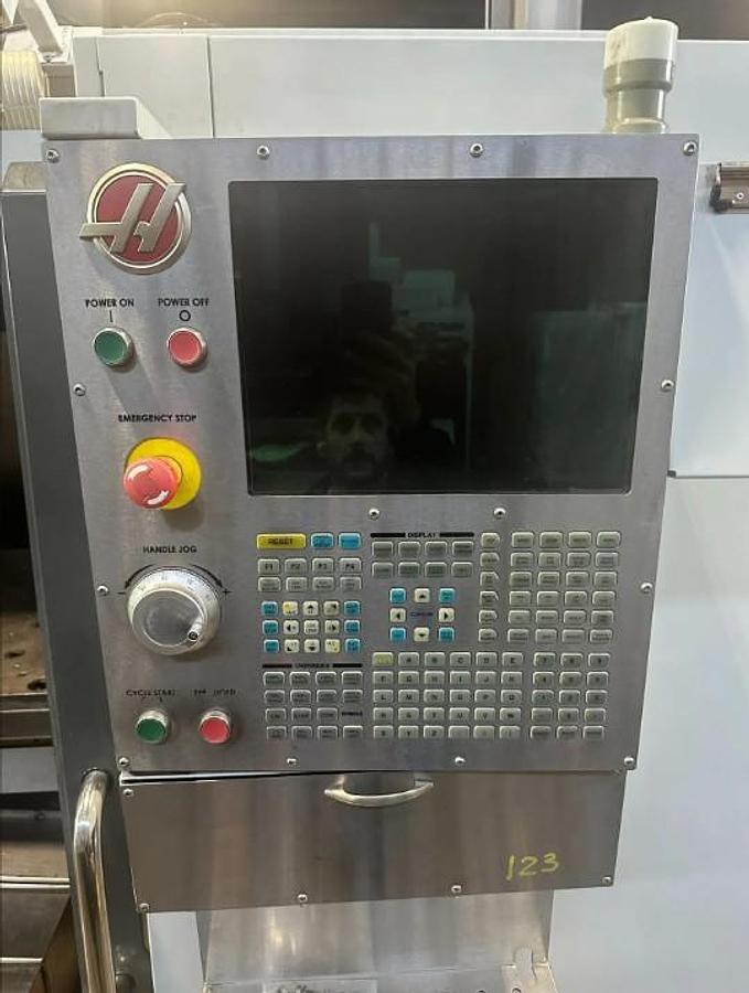Used 2014 Haas VF8/40 with Haas Probing Package (needs probe repaired), 24 Station Side Mount ATC, 8100 RPM, CAT 40