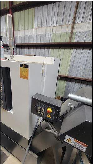 Used 2018 Hyundai Wia HD2200 with Chip Conveyor, Parts Catcher, Tailstock, Fanuc, Tool Presetter, 22" Machining Length !!!