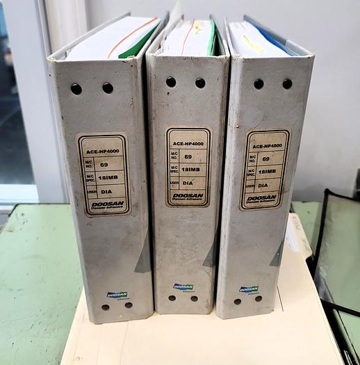 Used 2006 Doosan DHP 4000 w/ 2 Plt Changer, 1 Degree, 60 ATC, Coolant Thru Spindle, 14,000 RPM