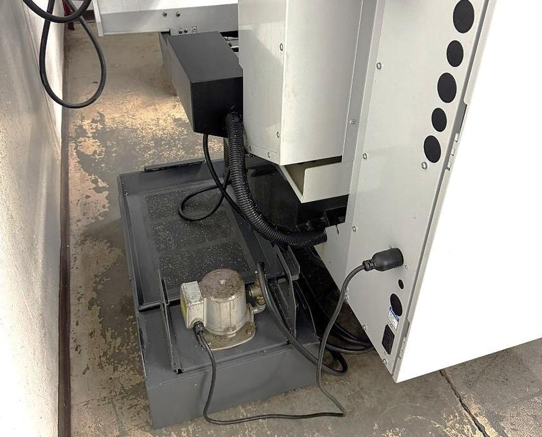 Used 2015 Haas TL-1 Chucker with A2-6" Nose, 3.5" Big Bore, Tool Post, 8" Chuck, 2000 RPM, Coolant, USB Port