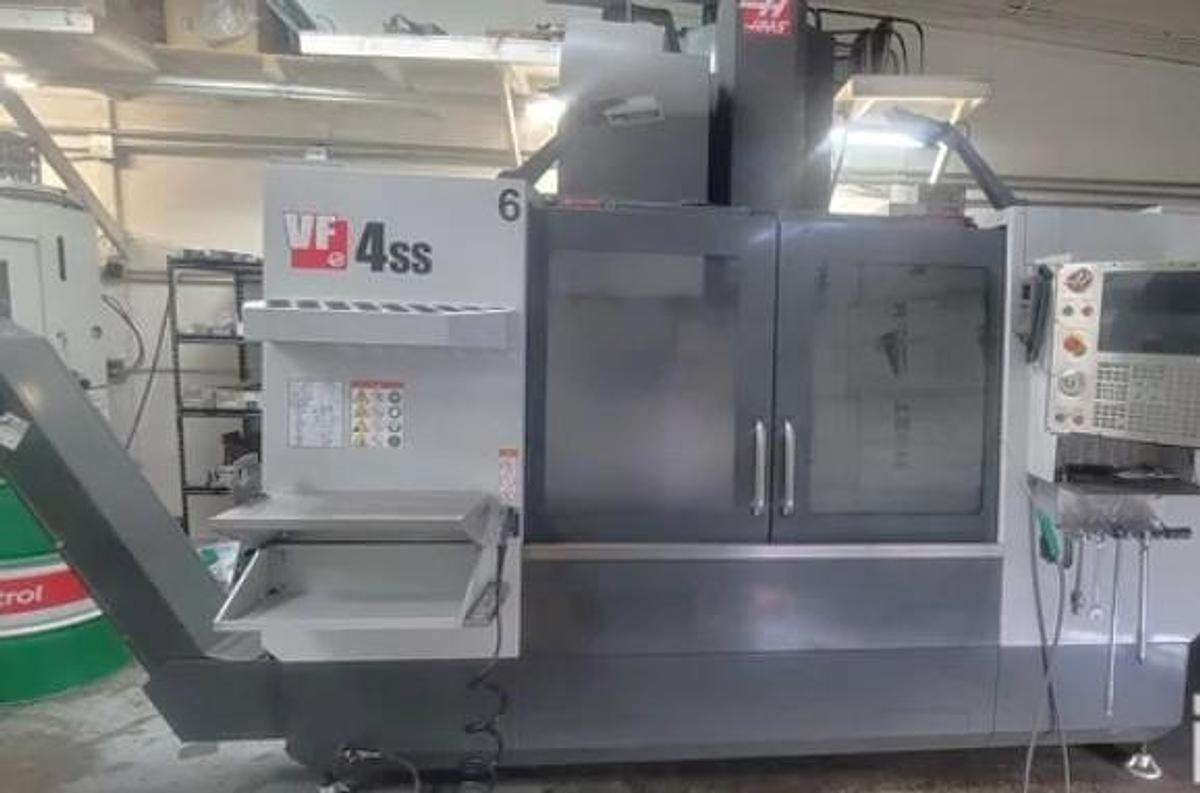 Used 2016 Haas VF4SS with Haas HRC-160 4th Axis Rotary Table, 40 Station ATC, Renishaw Probing, Pcool, 12,000 RPM