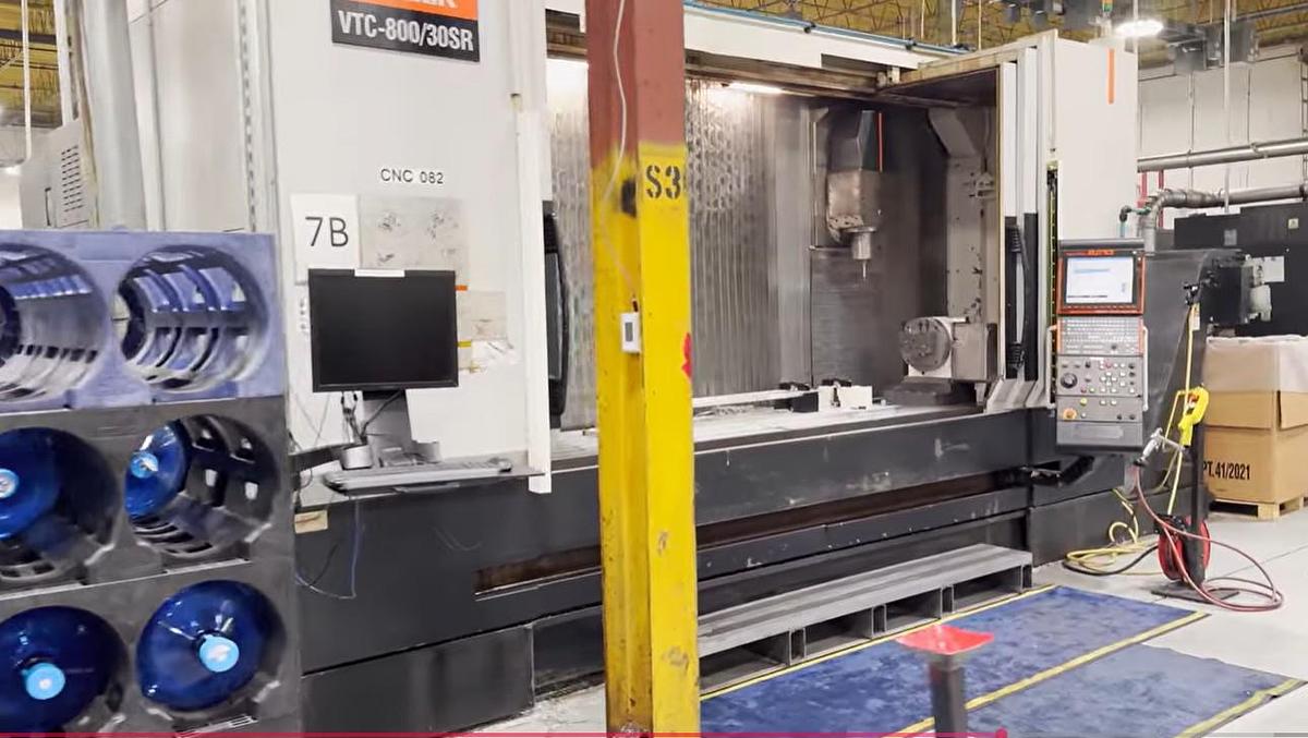 Used 2010 Mazak VTC800E/30-SR