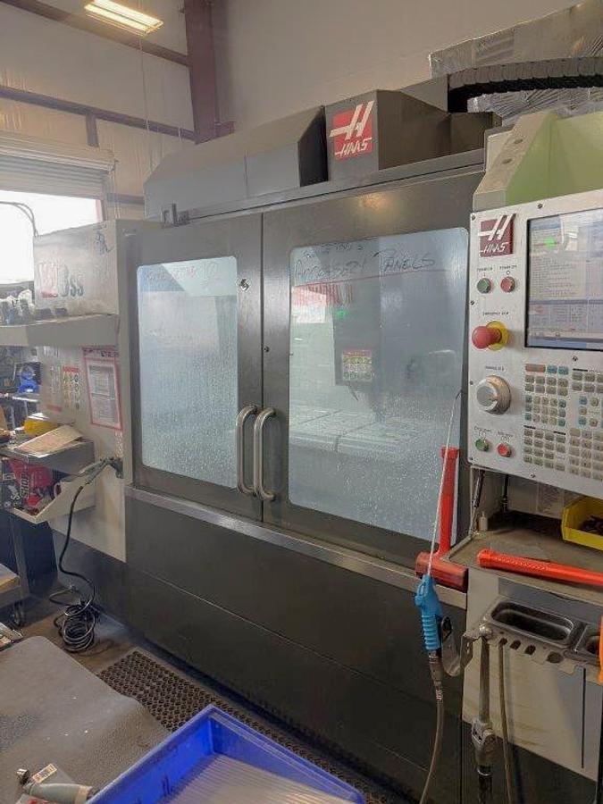 Used 2022 Haas VF3SS with 15,000 RPM, Programmable Coolant Nozzle, Chip Auger
