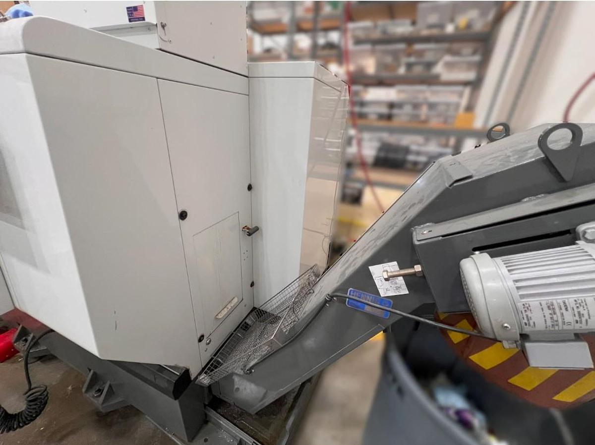 Used 2013 Haas ST-20 with Tailstock, Chip Conveyor, Tool Presetter, Parts Catcher