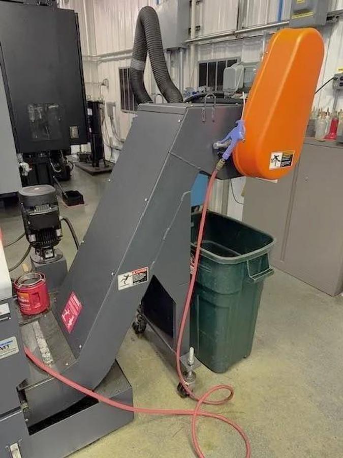 Used 2007 Mazak Nexus QTN 250-II with Tailstock, Tool Presetter, Chip Conveyor, 10" Chuck, 3" Bar Capacity, 