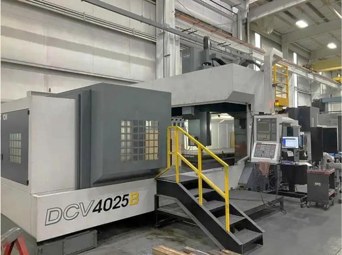 Used 2012 YCM DCV 4025B Bridge Mill with Coolant Through the Spindle, 160"x98"x40", 120 ATC, Conveyor, Hi Spd Machining