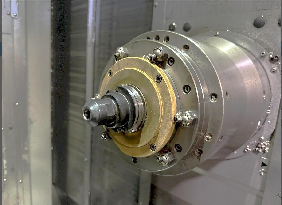 Used 2015 OKK HMC-500 with Full 4th Axis, 60 Station Tool Changer, CAT40 Big Plus Spindle, High Press. Coolant Thru Spindle