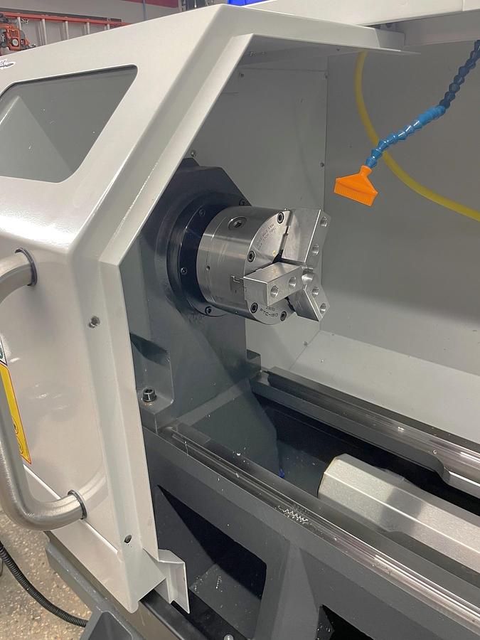 Used 2024 Haas TL-2 with Full Enclosure, Tailstock, 4 Station Turret, Elec. Handwheels, 8" Chuck, 3,000 RPM, Extended Warranty