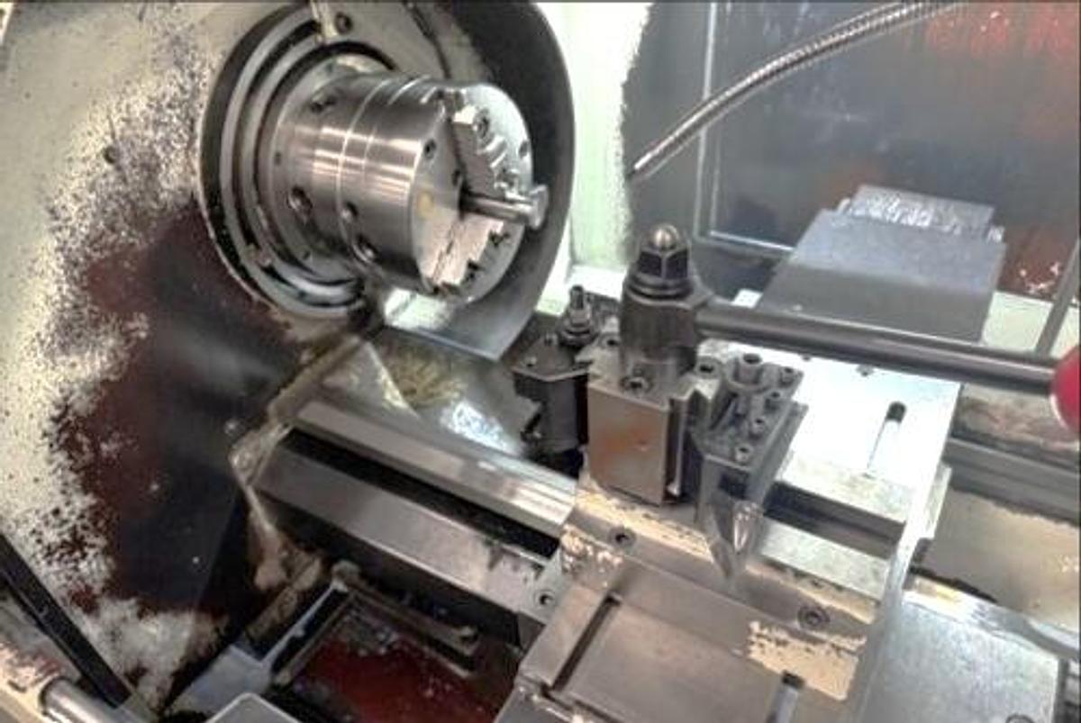 Used 2014 Southwestern Industries Trak TRL 1630SX with Prototrak SLX Control, Tailstock, Toolpost, 8" 3 Jaw Chuck, Coolant System