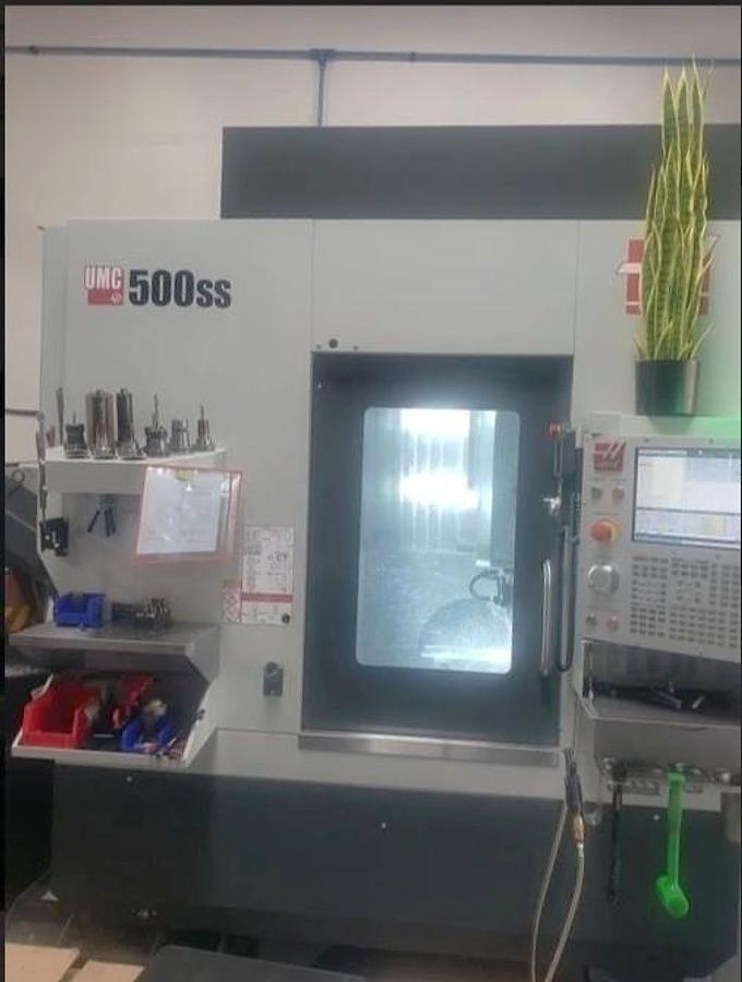 Used 2022 Haas UMC-500SS with Haas Probing System, Remote Jog Handle, 15,000 RPM, 30 Station ATC