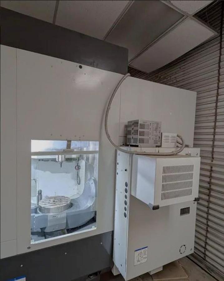 Used 2022 Haas UMC-500 with 15,000 RPM Spindle, Coolant Thru Spindle, Haas Probing, 30 Station ATC, High Speed Machining