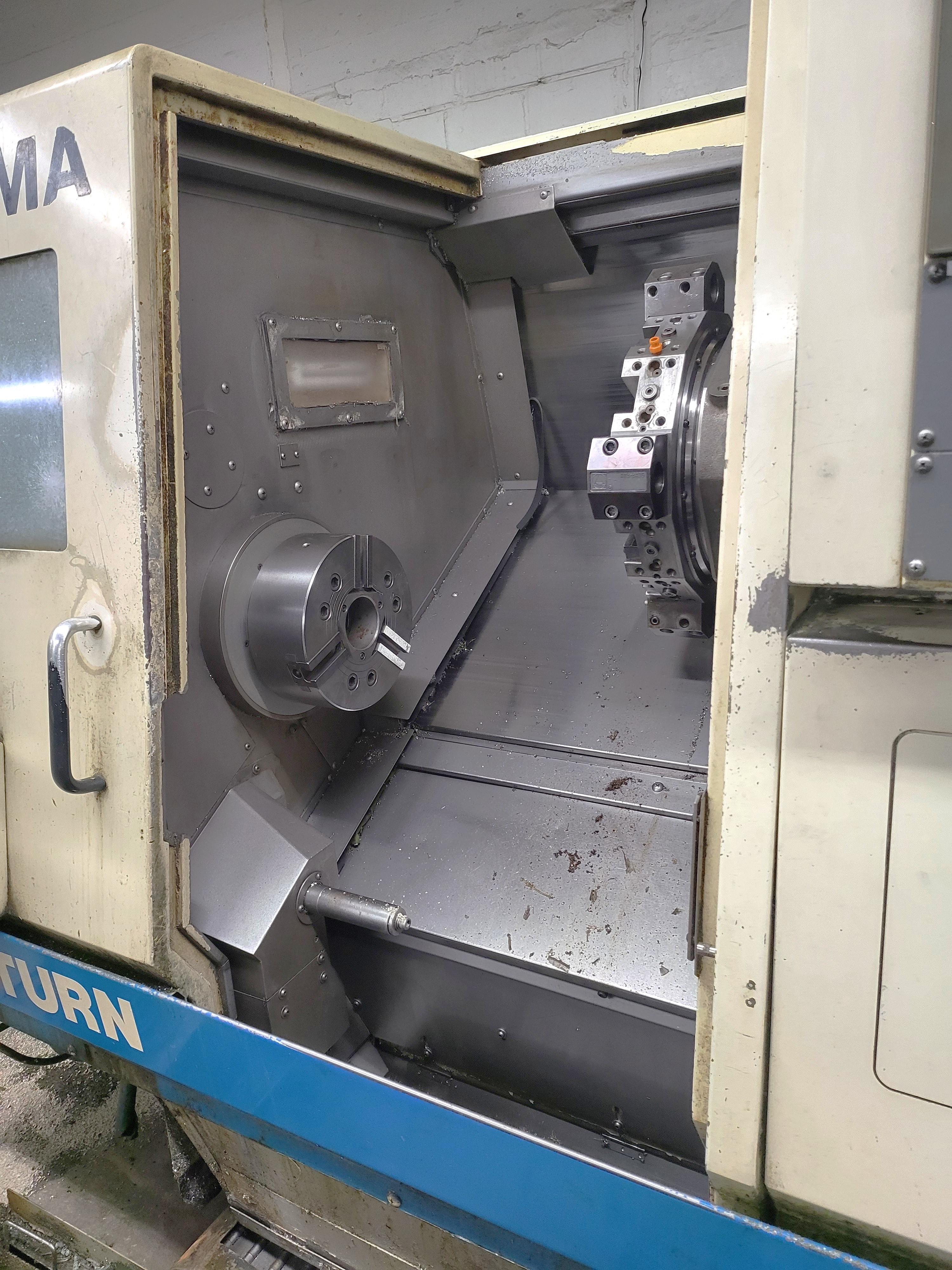 Used 2000 Okuma Space Turn LB300