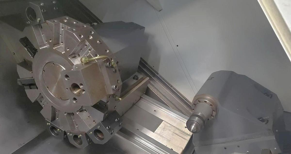 Used 2014 Haas ST-40 with SMW Hydraulic Steady Rest, 4" Bar Capacity, Toolsetter, Tailstock, Chip Conveyor, 44" Centers