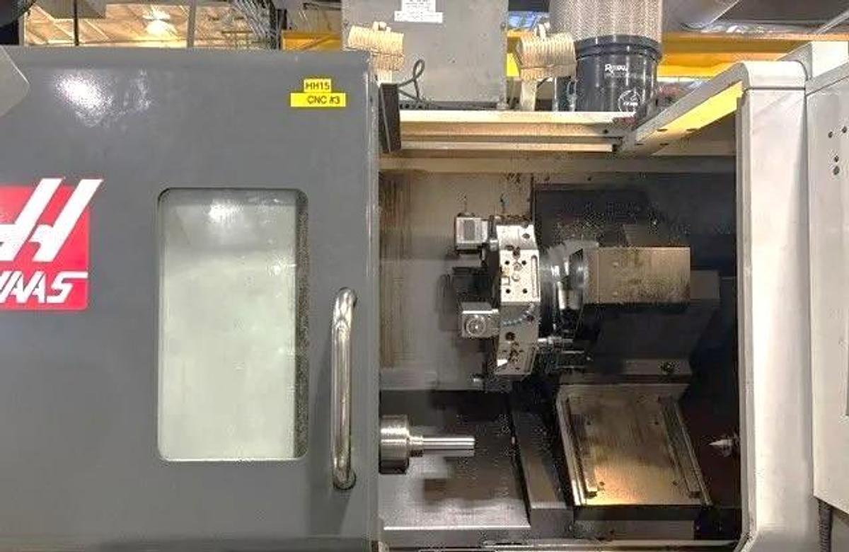 Used 2013 Haas ST-30M with LNS Barfeed, C Axis, Milling Capability, Tailstock, Chip Conveyor, Parts Catcher, Tool Presetter