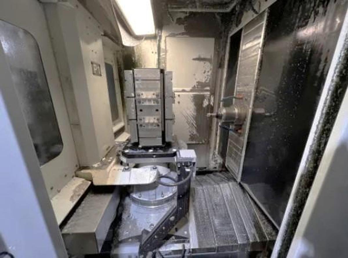 Used 2006 Haas EC-400PP w/ 6-Pallet Pool, 12,000 RPM, TSC, Haas WIPS Probing, Full 4th Axis, 70 ATC