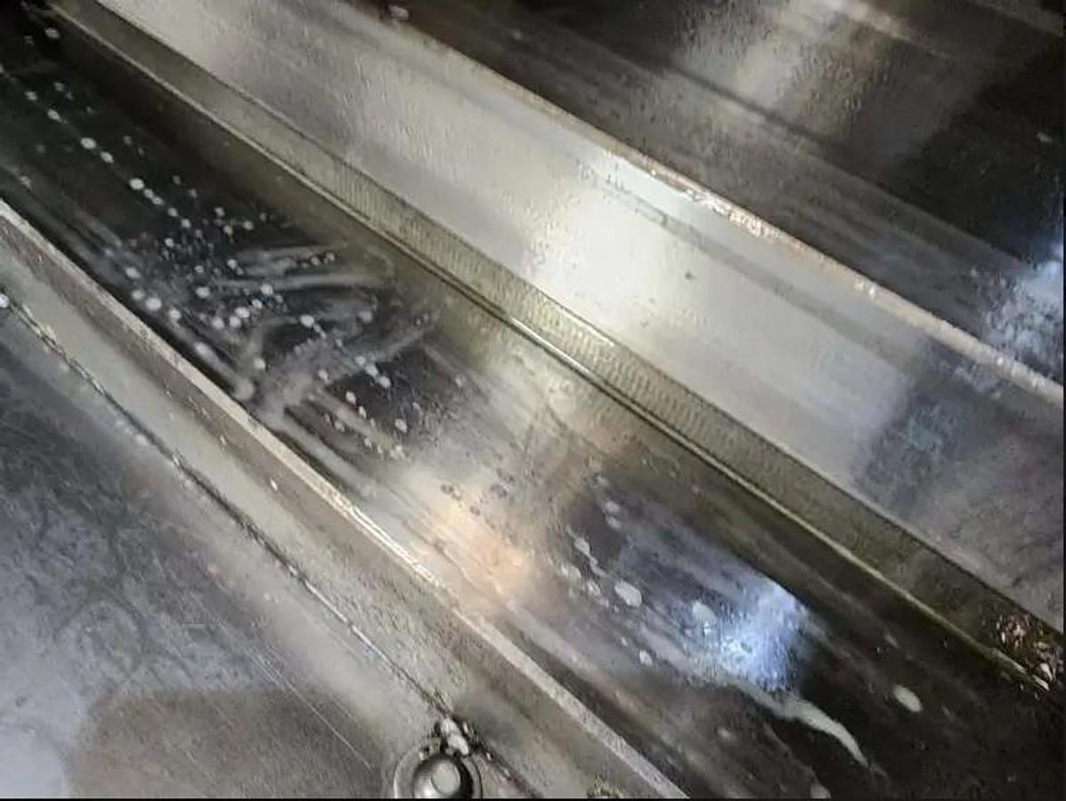 Used 2005 Okuma Captain L470M with C Axis, Milling Capability, 12" Hyd. Chuck, Tailstock, Tool Presetter, Chip Conveyor