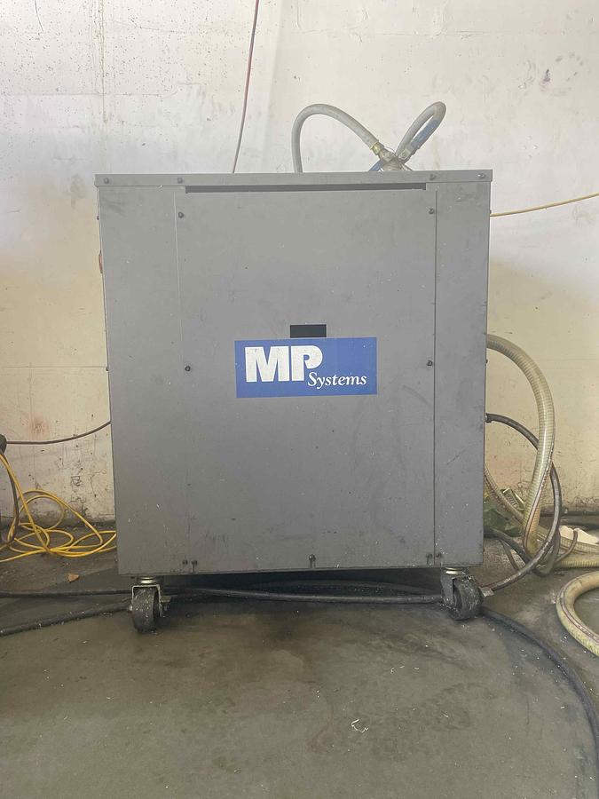 Used 2013 Okuma MB-4000H w/6-Pallets, Probing, Chip Conveyor, 15k RPM Spindle, Only ran Aluminum