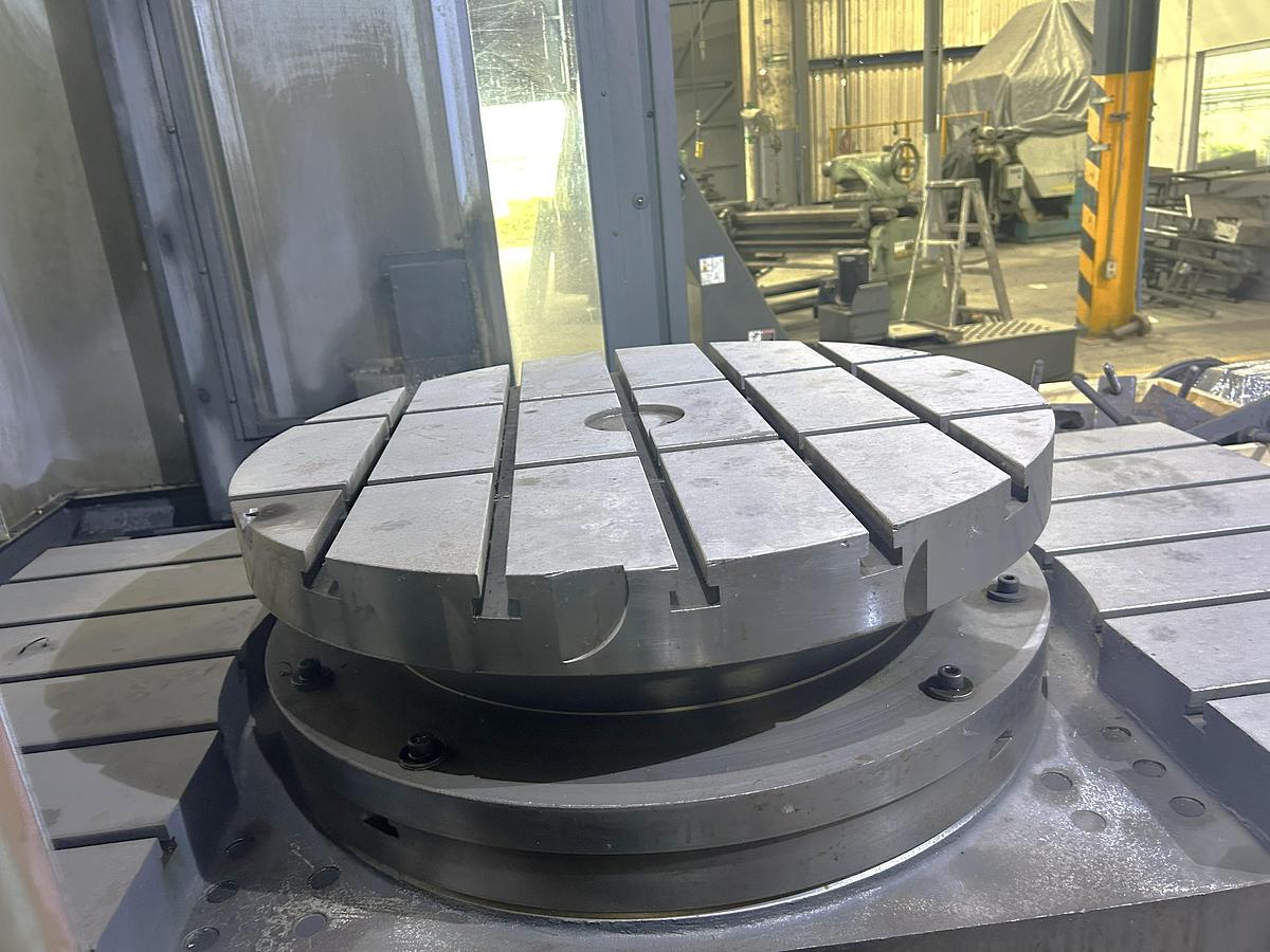 Used 2019 Haas EC-1600ZT with Extended Z Axis Travel, 7500 RPM, Integrated 4th Axis Platter, TSC, Renishaw Probing, 30 ATC