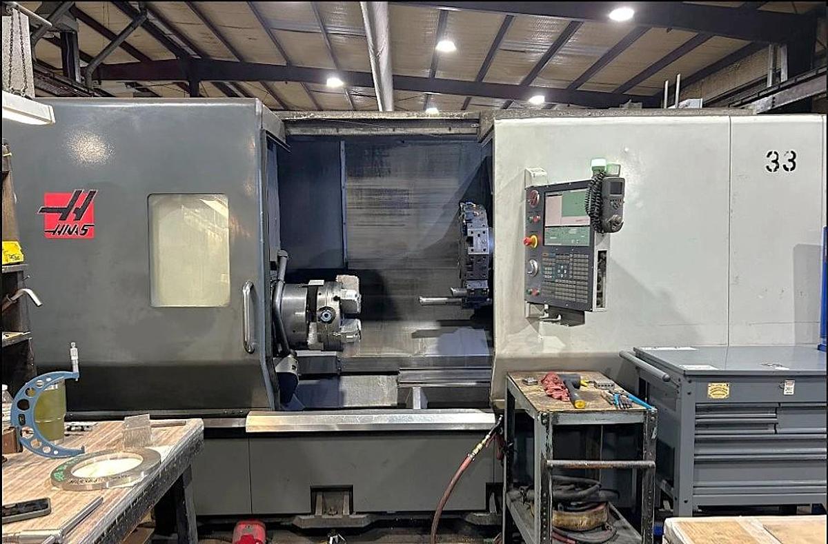 Used 2014 Haas ST-40 with Tailstock, Chip Conveyor, 15" Hydraulic Chuck, Tool Presetter, Remote Jog Handle, 3,278 Feed Cut Hours