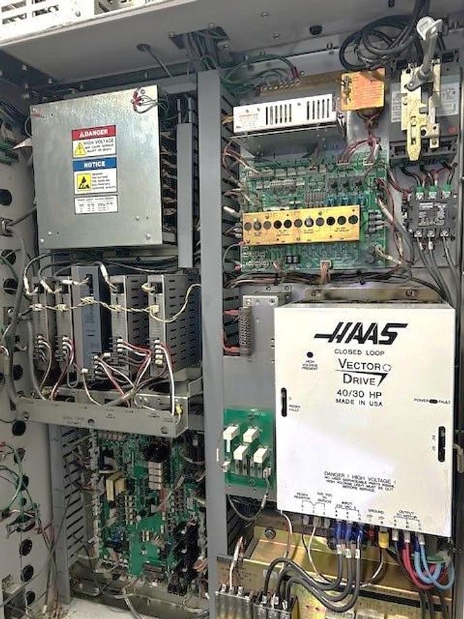 Used 2005 Haas VF4SS w/ 4th Axis Drive, Haas HRT-210 Rotary Table, Prog. Coolant, BT40 - VIDEO AVAILABLE