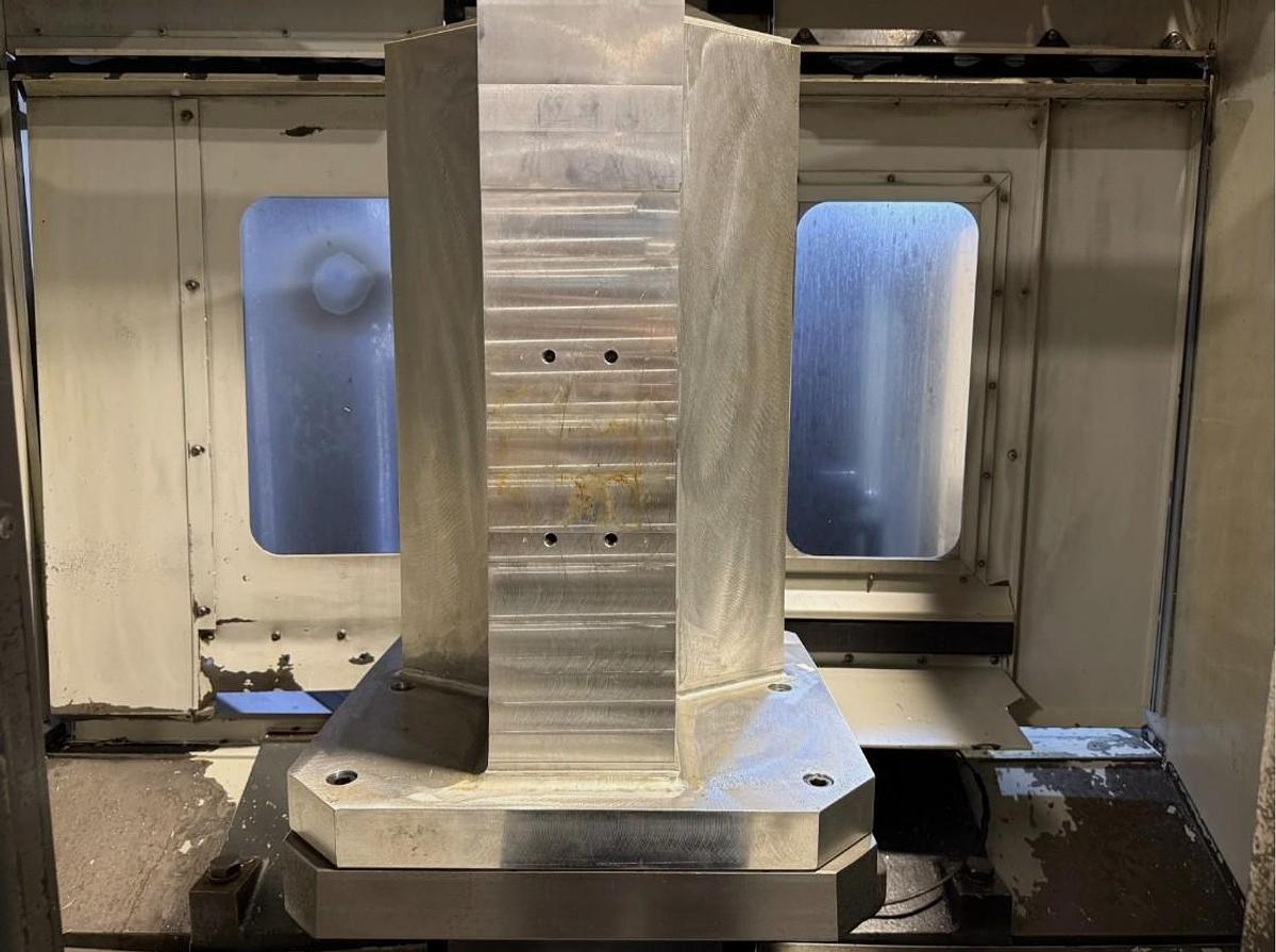 Used 2012 Haas EC-500 with 40 Pos. ATC, 1000 PSI Coolant Thru Spindle, Haas Probing Package, 1 Deg Pallet Index, 2 Pallet Changer