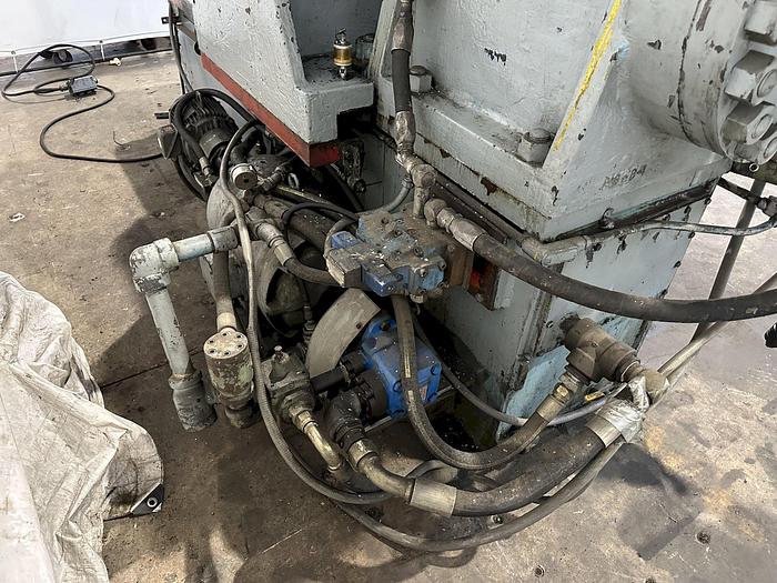 Used Bulldozer Type 300 Ton Horizontal Hydraulic Press