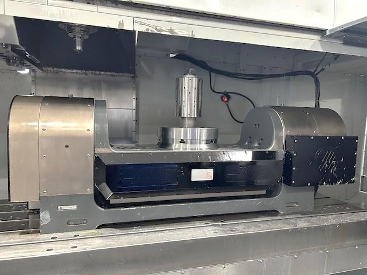 Used 2013 Haas VF-11/50 with CAT 50 taper, 7500 RPM, Probing, Coolant Thru Spindle, TR310 Trunnion 5th Axis Table