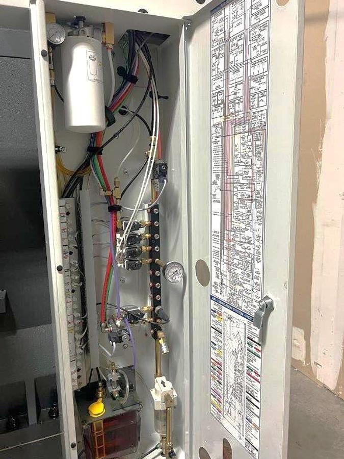 Used 2022 Haas VF-2SS w/ Haas HRT-210 Rotary Table, Probing, High Speed Machining, Auger, Pcool