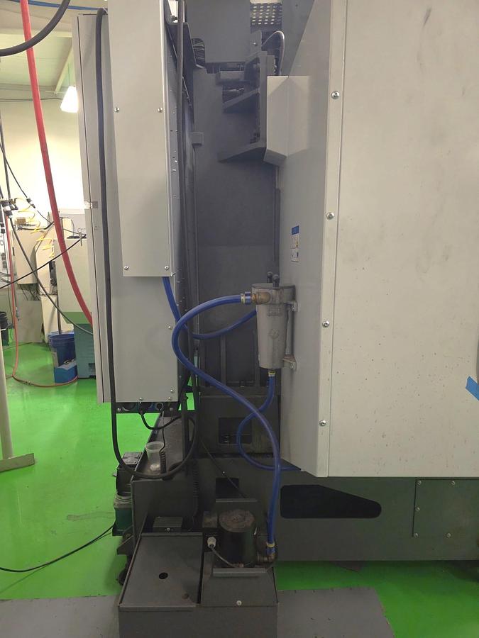 Used 2019 Haas Mini Mill 2 with Probing Package, Programmable Coolant, Auto Air Gun, Coolant System, LOW HOURS