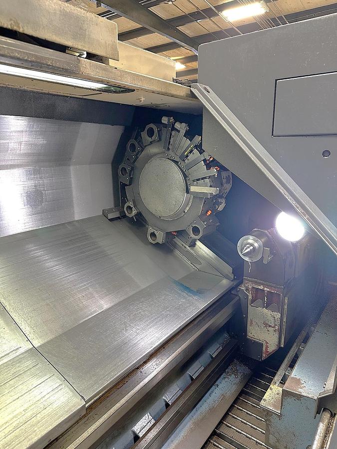 Used 2000 Mazak QT40/1500 with 60" Centers, 15" Hyd Chuck, Tailstock, Chip Conveyor, Tool Eye, 2.84" Bar Capacity