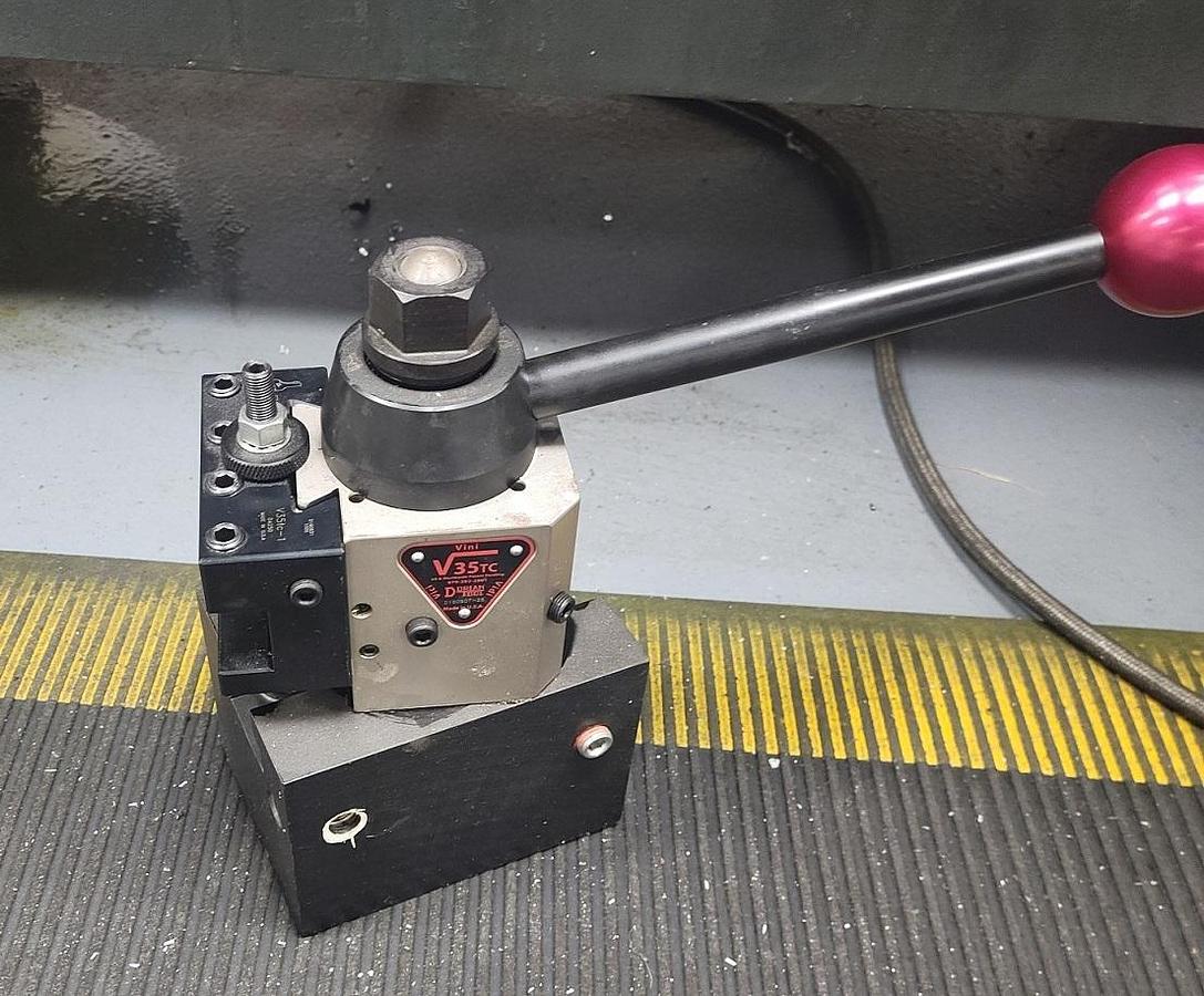 Used 2017 Haas TL-1 with 4 Station Turret, Tailstock, 8" Chuck, Coolant Tank/Pump, Low Hours !!