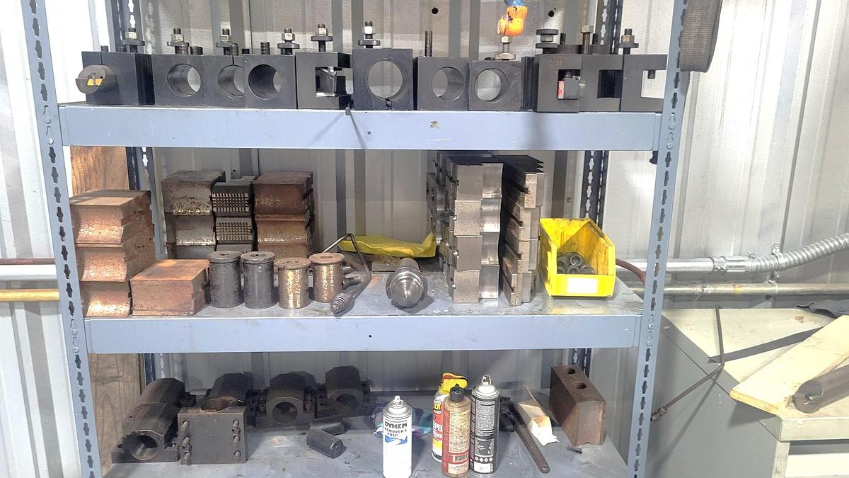 Used 2006 Hankook Protec 9NC/4000 with 10" Bar Capacity, 160" Centers, (2) 25" Manual Chucks, Fanuc 21iTB Control